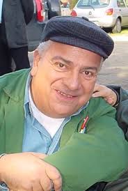 Zeki Alasya Kimdir?